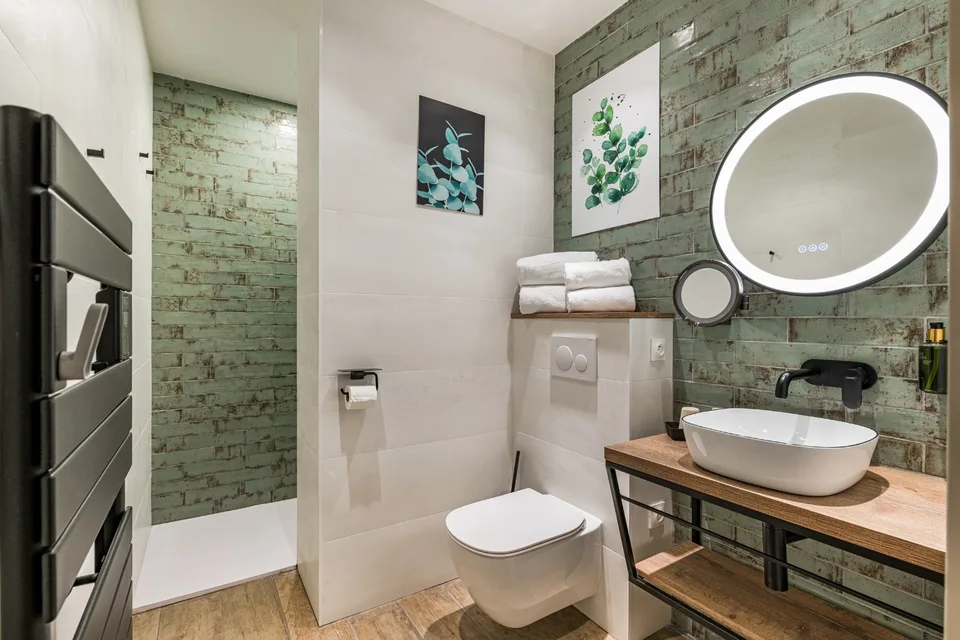 Meuble vasque sur-mesure, salle de bain, réalisation MZ Bois et Compagnie