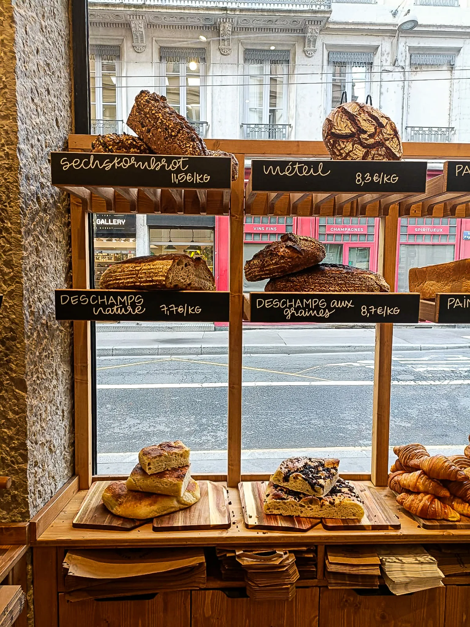 Boulangerie Deschamps — Lyon, réalisation MZ Bois et Compagnie — vue 3